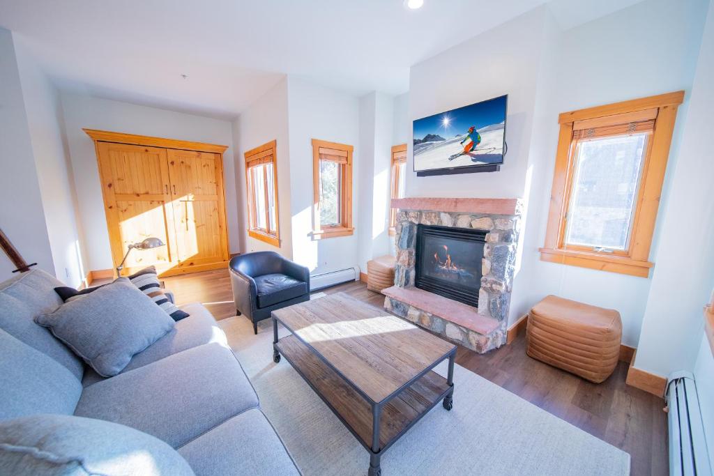 Expedition Station 8561 by SummitCove Lodging, Keystone