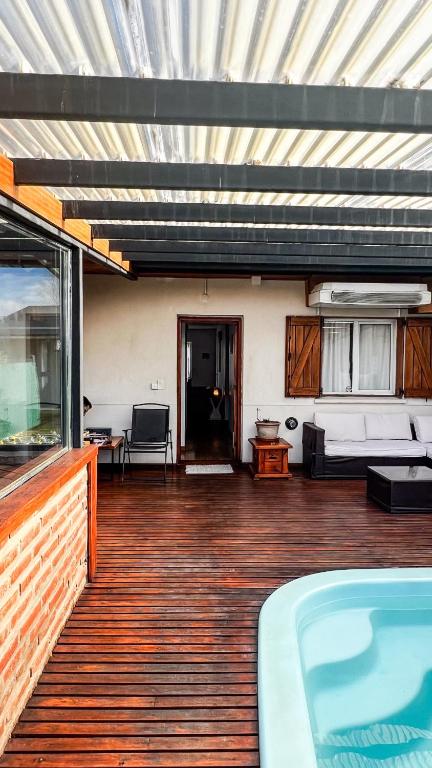 RentUp - Casa con piscina climatizada en una zona tranquila de Bariloche - 5