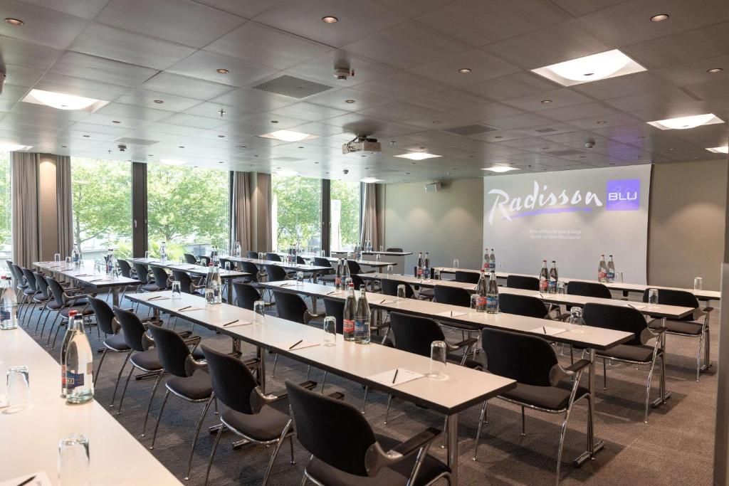 Săli de conferințe / săli de festivități