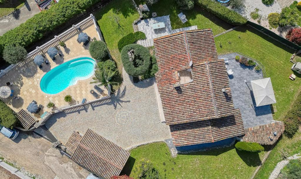 Gîte LES PINS climatisé piscine jardin parking - 4