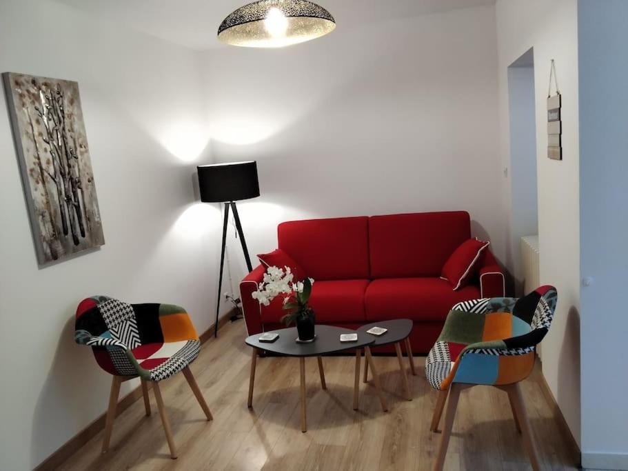 L'échappée belle de Normandie, Saint-James