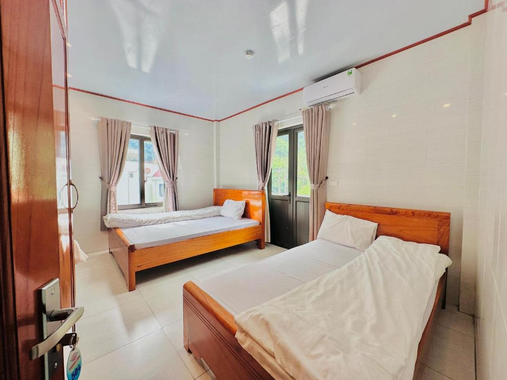 Khách sạn Hoàng Long
