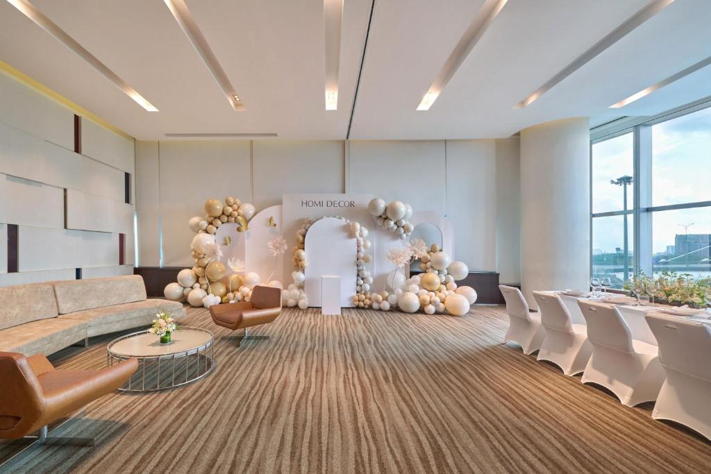 Le Méridien Saigon Le Méridien Saigon