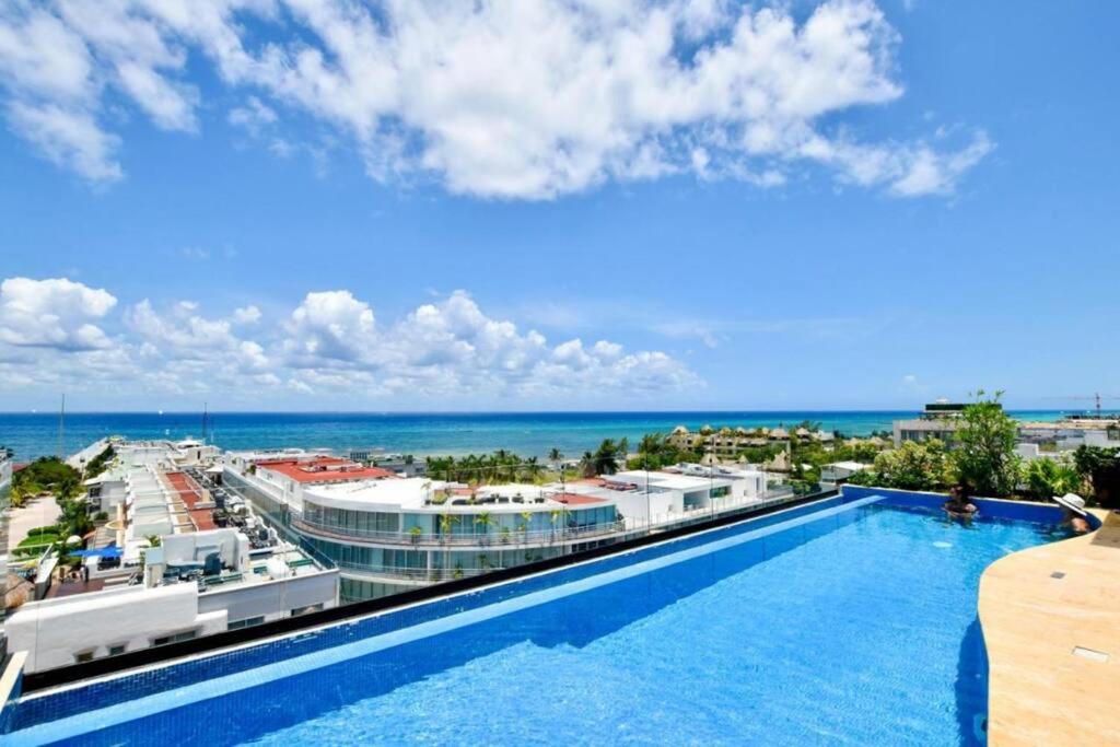 One 401 Stylish 1Br Ocean view Fast wifi, Playa del Carmen