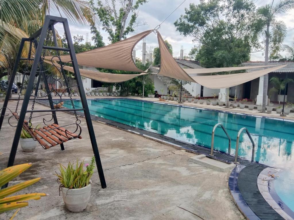 Swimming pool, Riverside Hotel Colombo in Negombo