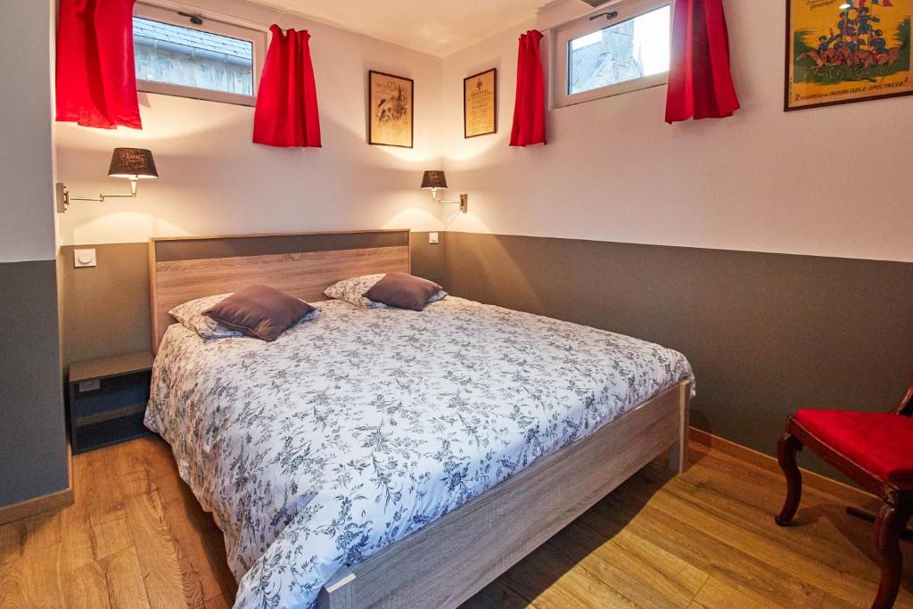 La Plus Petite Maison De France photo
