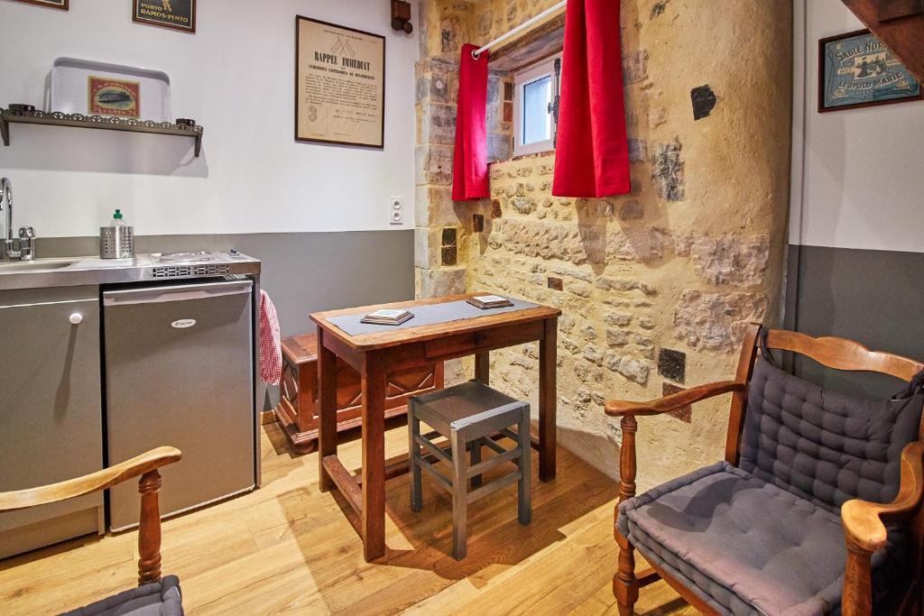 La Plus Petite Maison De France photo