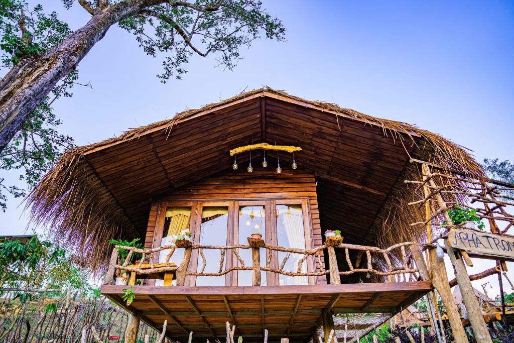 Nhà Trong Bản – Homestay Măng Đen