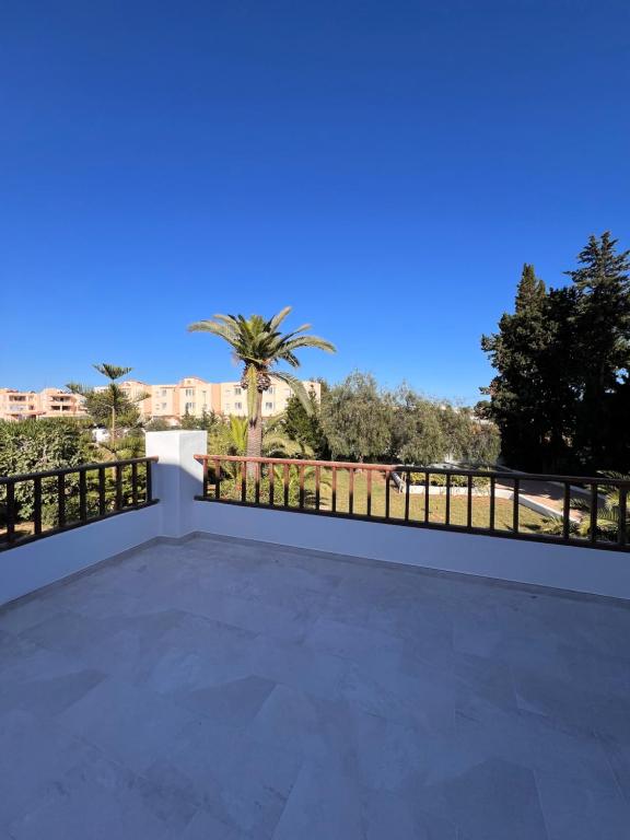 Villa en zona Playa D'en Bossa con gran piscina - 2
