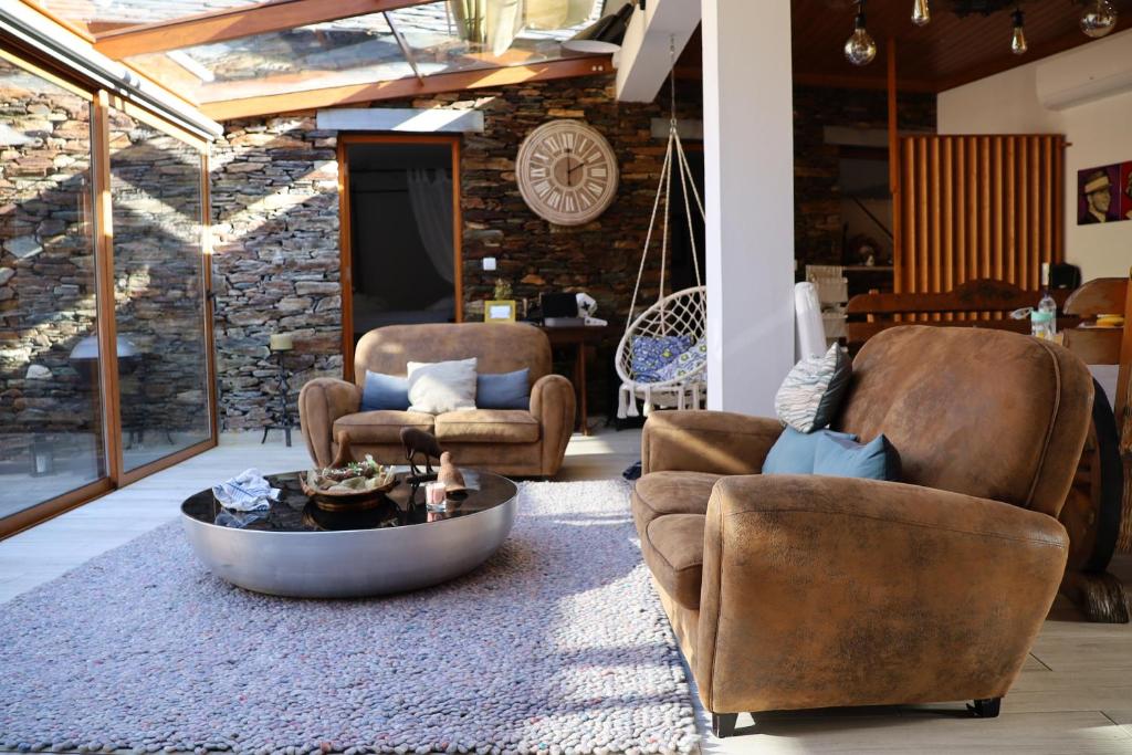 PENA GUEST HOUSE, Covas do Monte