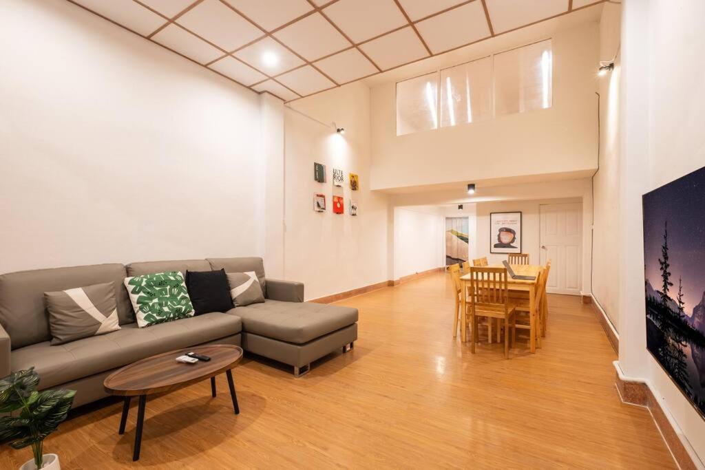 5-BR with 6mins walk to MRT Rama 9, Ban Na Song