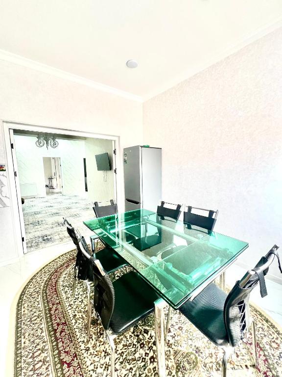 Apartment New Life, Qŭyliq