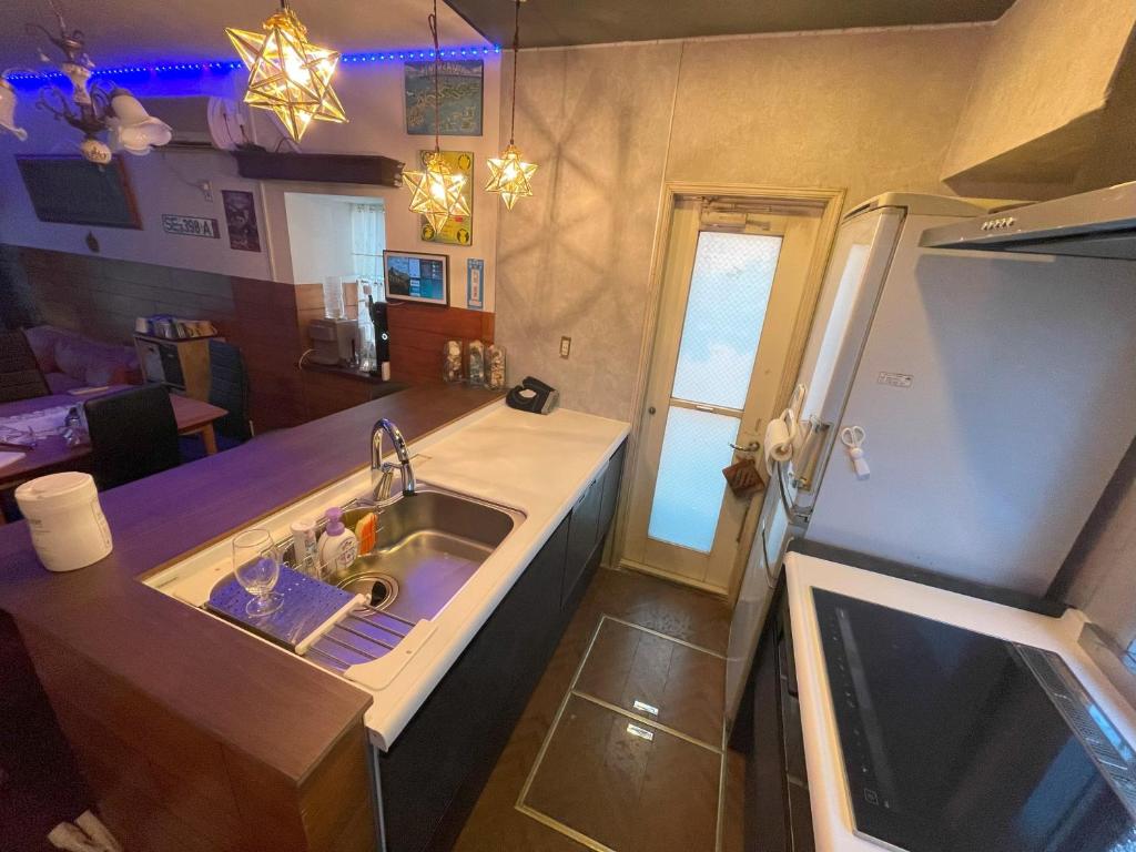 Authentic Tatami Stay and Modern Rooms in Downtown Tokyo, Host On-site