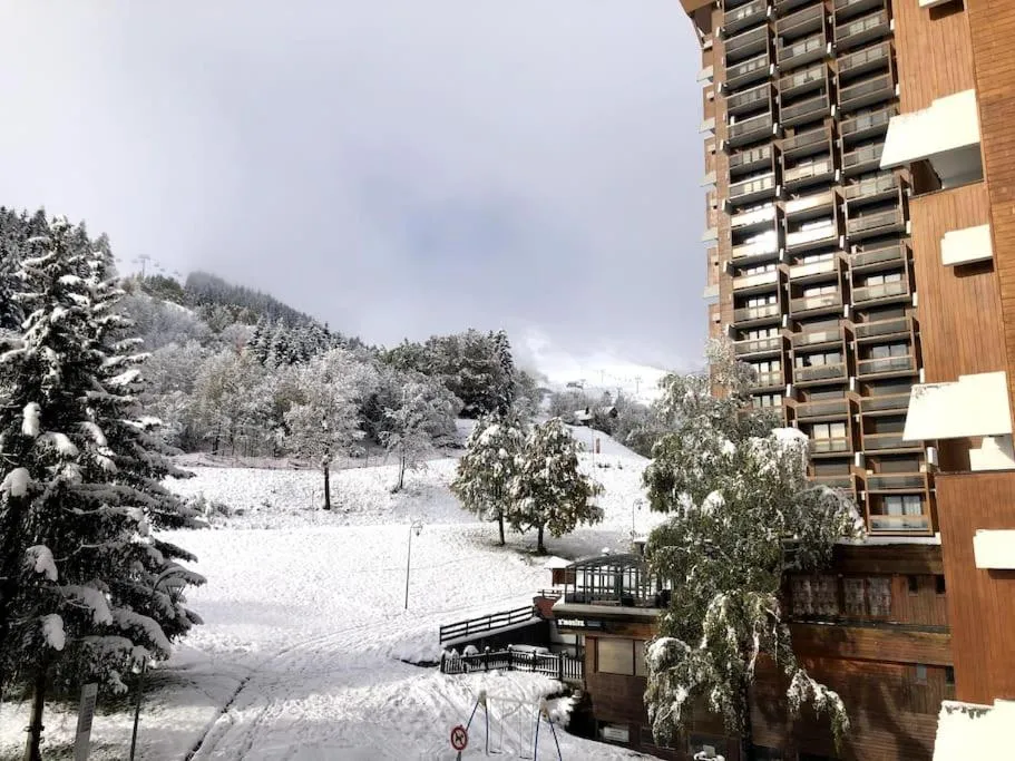 Appartement Station Le Corbier，位于维拉伦贝特的酒店