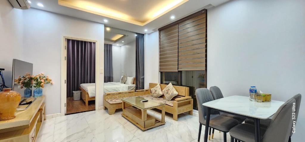 iHome Luxury Apartment in D&#8217;eldorado tower