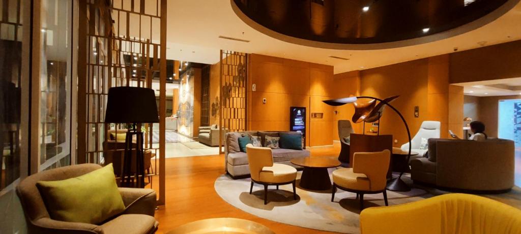 Grand & Spacious - 2BR & 3BR Family Retreat!, Jakarta