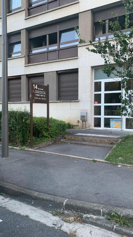Reims centre-ville -au1er étage avec 2 chambres - 6 personnes - 3