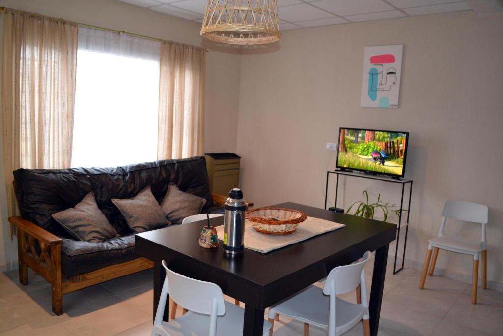 Apart Los Laureles, Villa Regina