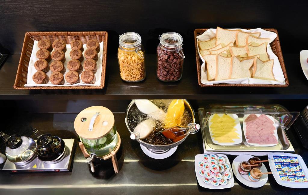 Alimentos e Bebidas