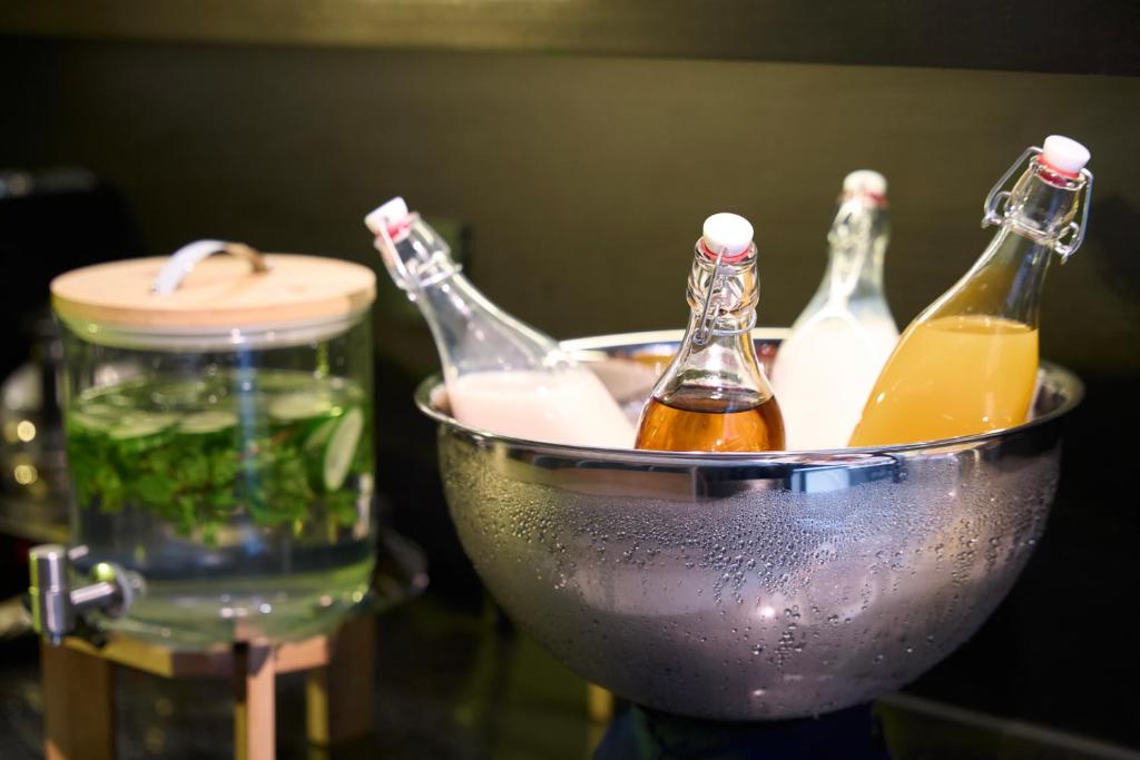 Alimentos e Bebidas