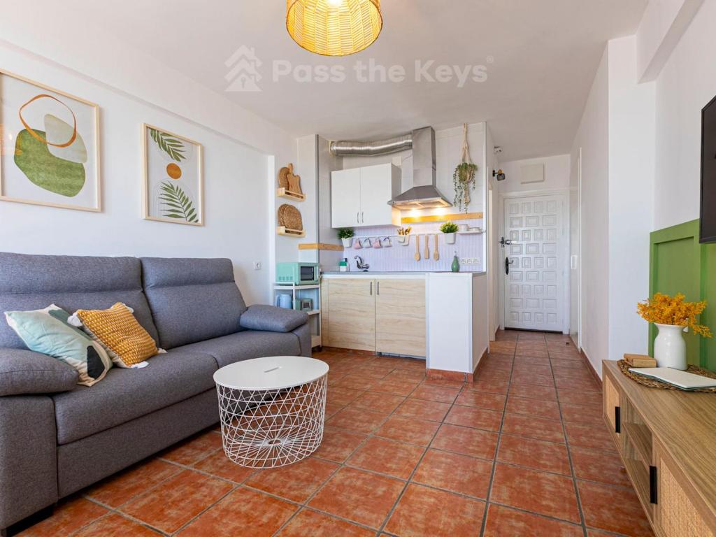 Cozy Studio in Heart of Nueva Andalucía - Pass the Keys - 2