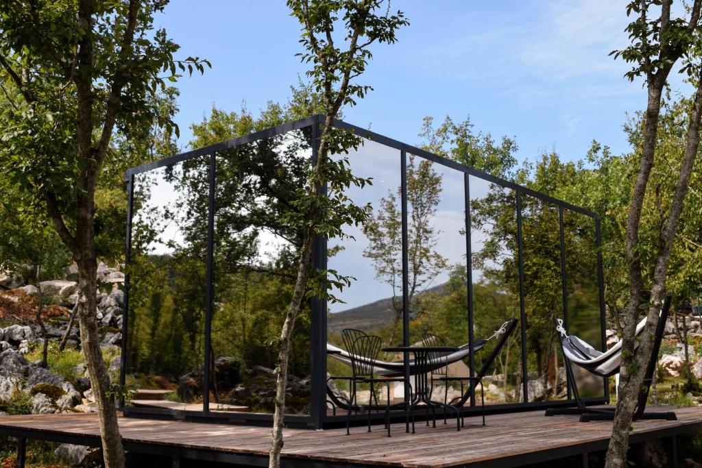 Oblun Eco Resort - Mirror Cabin - 1