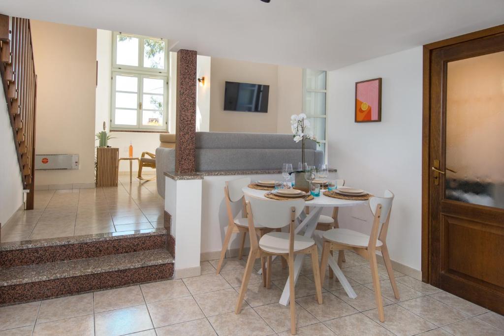 OLIVIERS -Agréable 2 pièces dans maison bourgeoise - 5