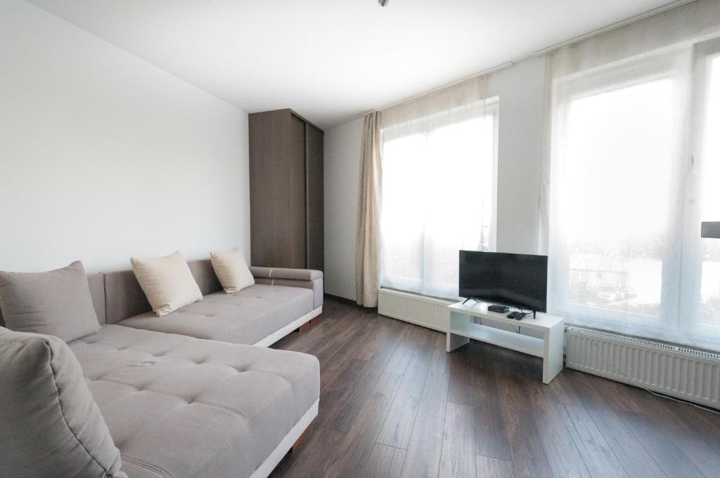 RentPlanet - Apartament Mireckiego, Krakov