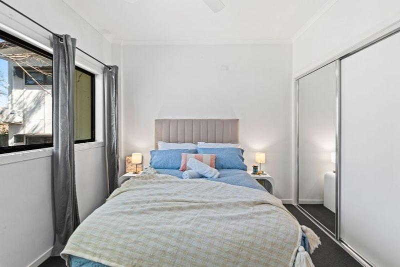 modern apartment in the heart of Norman Park, Brisbane