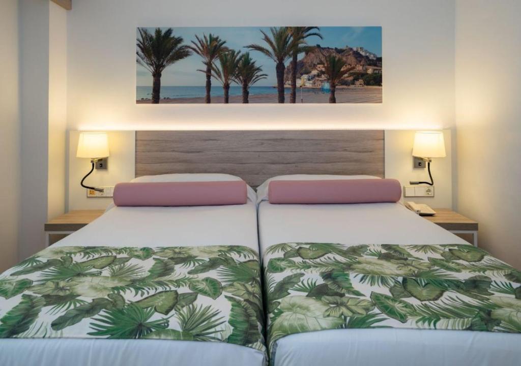 The Agir Springs Hotel by Medplaya — Hotel rooms in Benidorm, Valencian Community