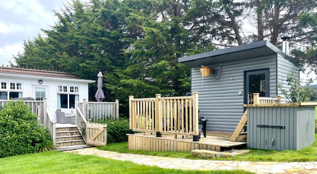 Cosy First Floor Loft Apartment, Omagh