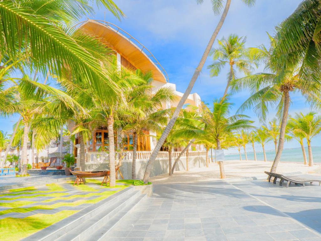 Beach, Le' VIVA Resort Mũi Né in Phan Thiet