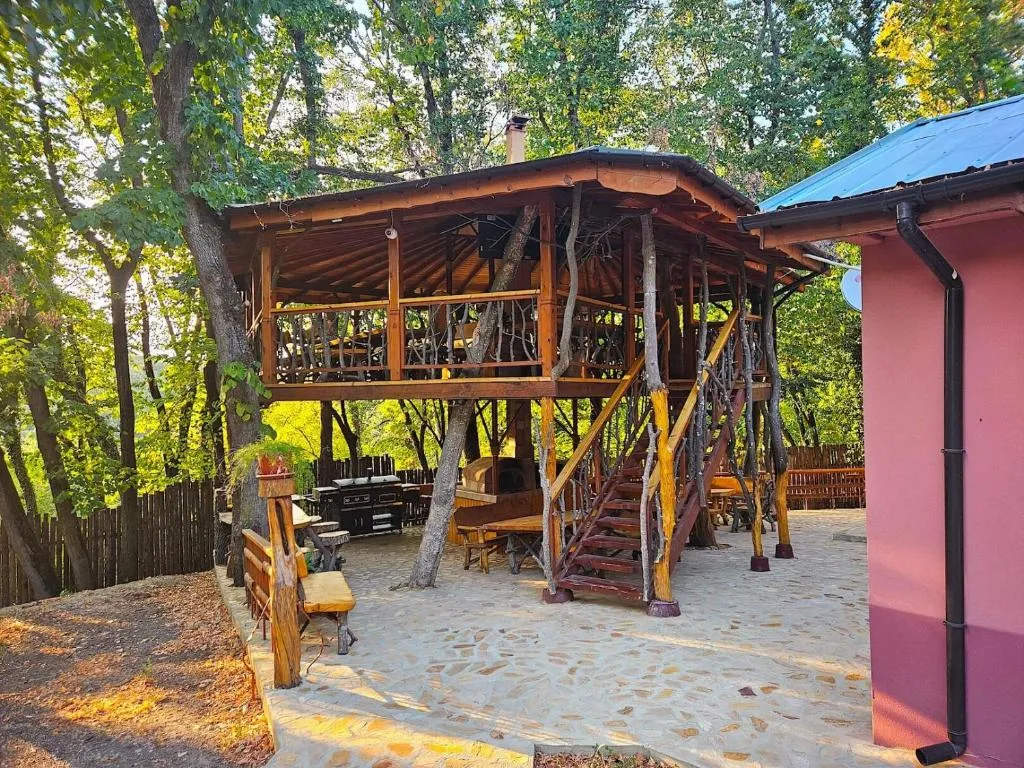 Alen Mak Forest Hotel, hotel a Lipnik