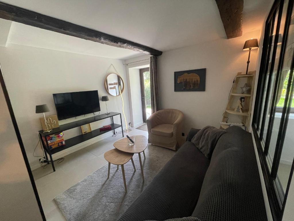 LE MONTAGNARD bel appartement avec jardin dans vieille ferme de montagne rénovée - 3