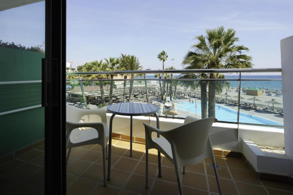 Alua Golf Trinidad — Hotel rooms in Roquetas de Mar, Andalusia
