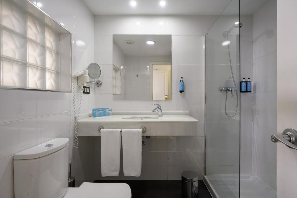 Alua Golf Trinidad — Hotel rooms in Roquetas de Mar, Andalusia