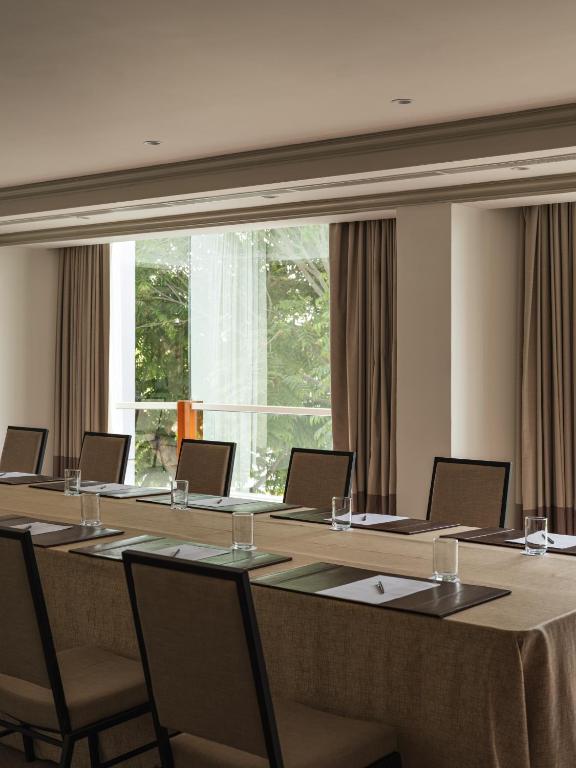 Tárgyalóterem/bálterem