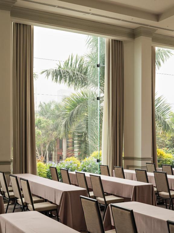 Tárgyalóterem/bálterem