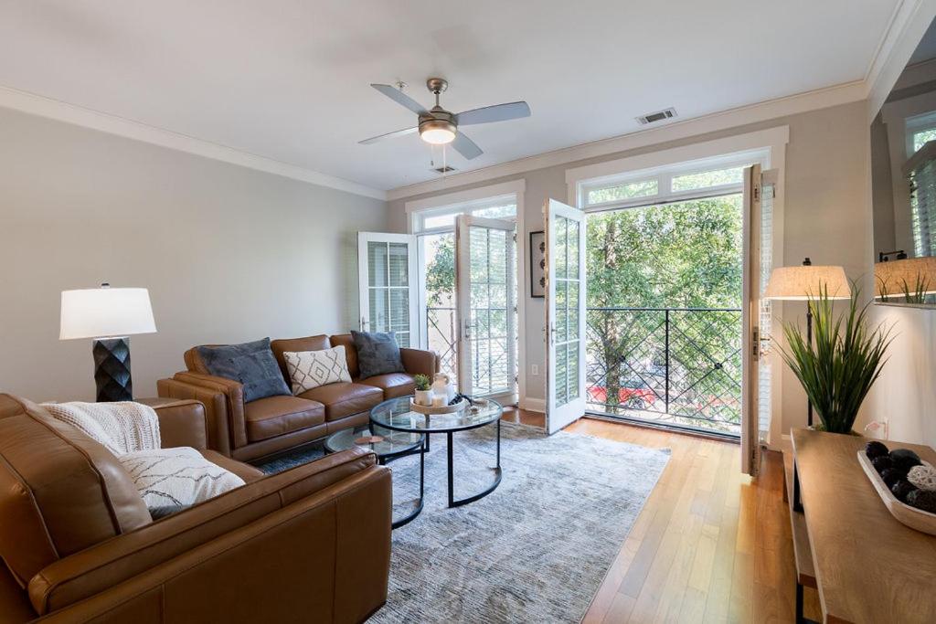 Savannah Residences, Savannah