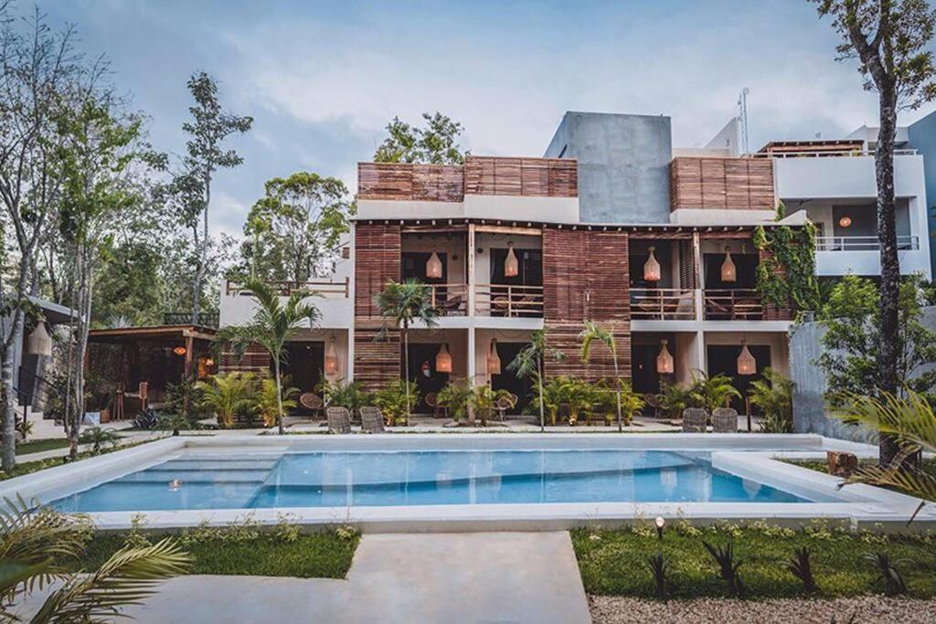 Apartment Oasis In Hippest Part Of Tulum, Tulum