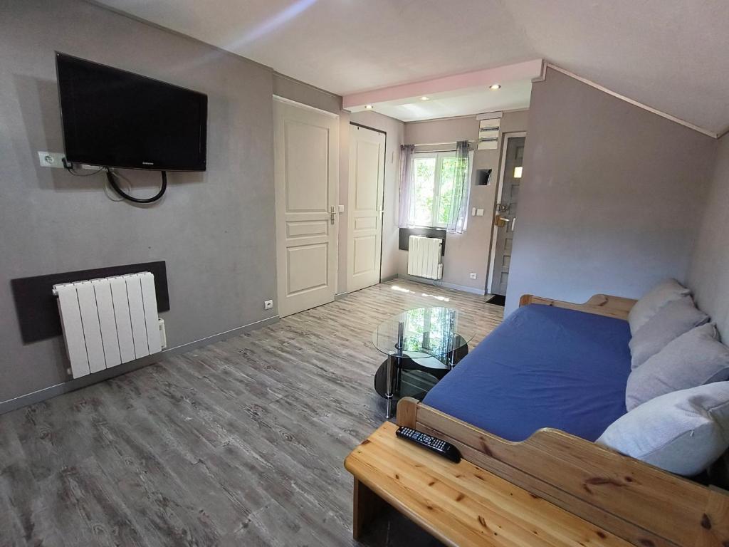Cosy F2 - 4