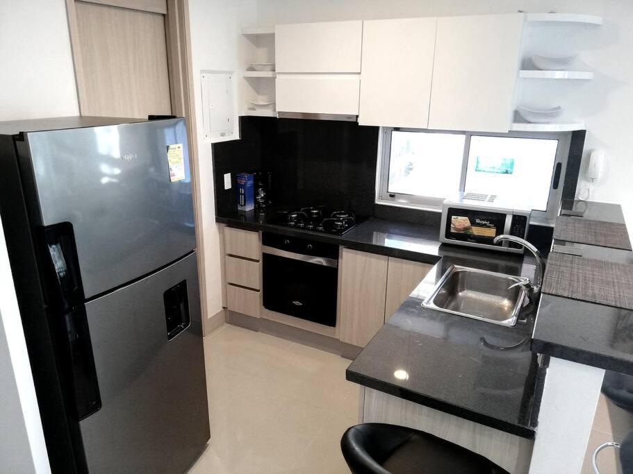 Luxury Apartment - Stunning Sea View - 2