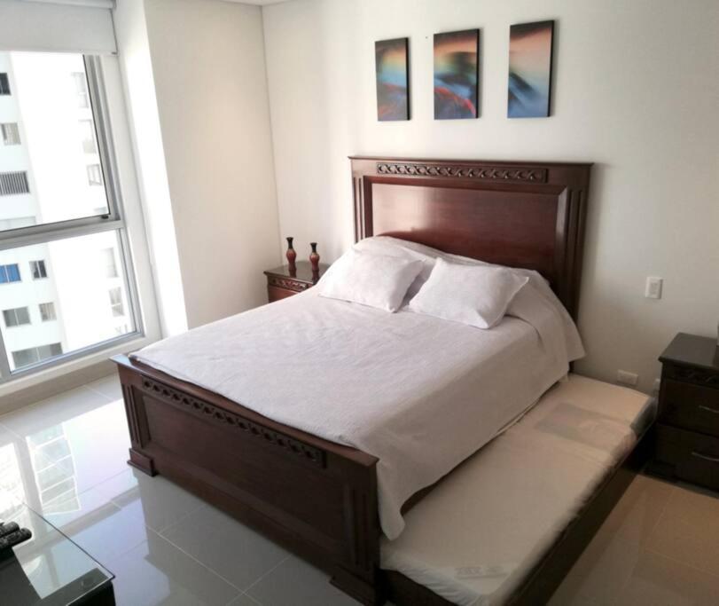 Luxury Apartment - Stunning Sea View - 4