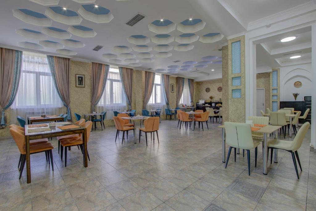 Shah Palace Hotel