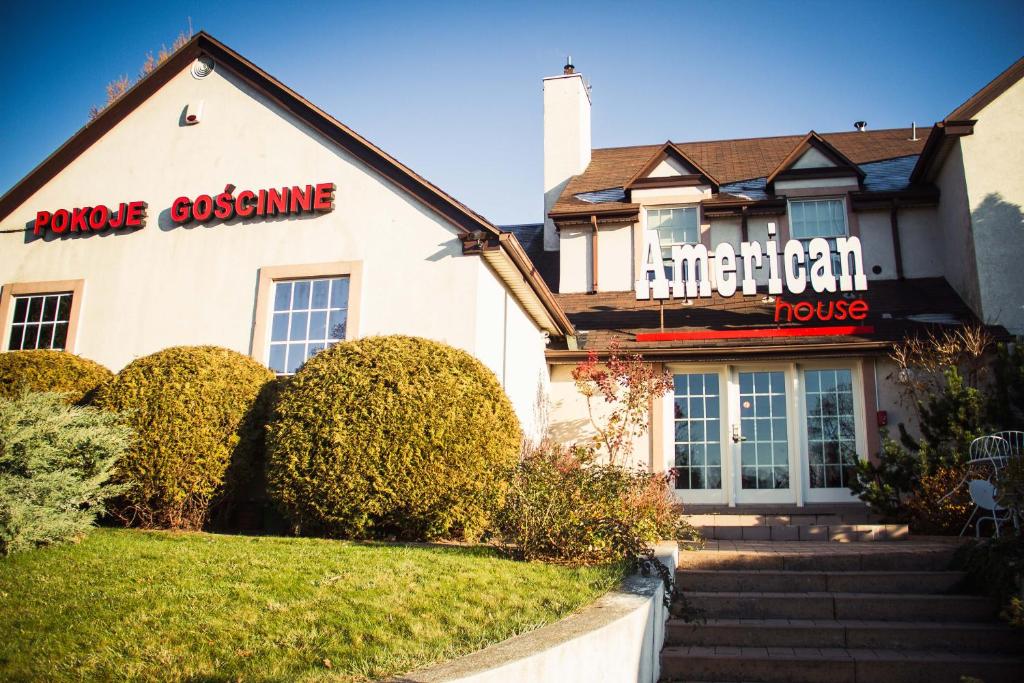 American House Pulawska — Hotel in Warsaw
