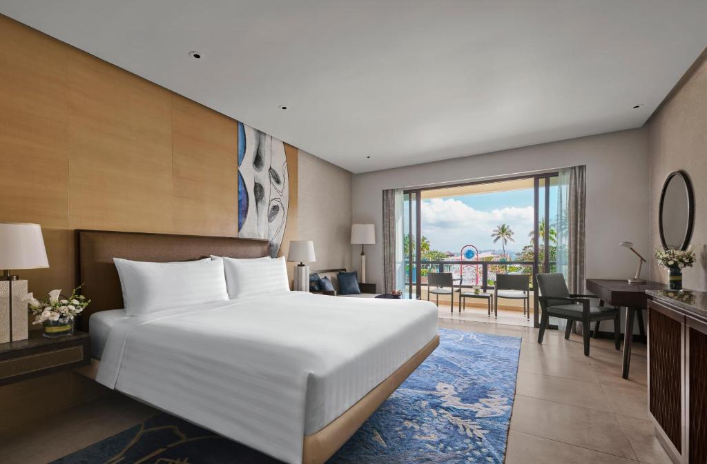 タンジュン　プールビュー　キング