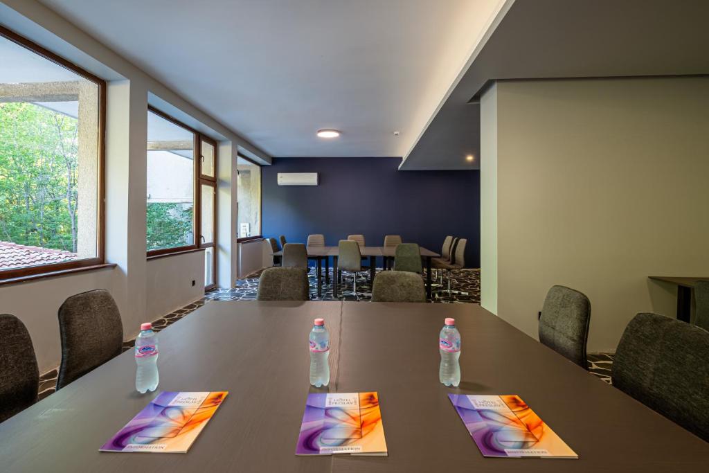 Tárgyalóterem/bálterem