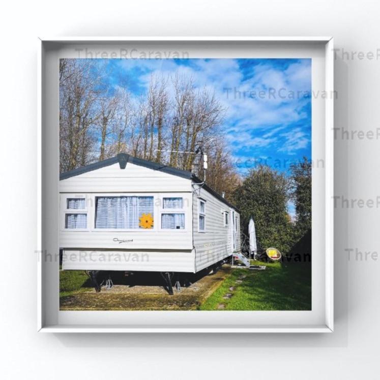 ThreeRCaravan, Green Lawn - relaxed rhythmic rejoice, Selsey