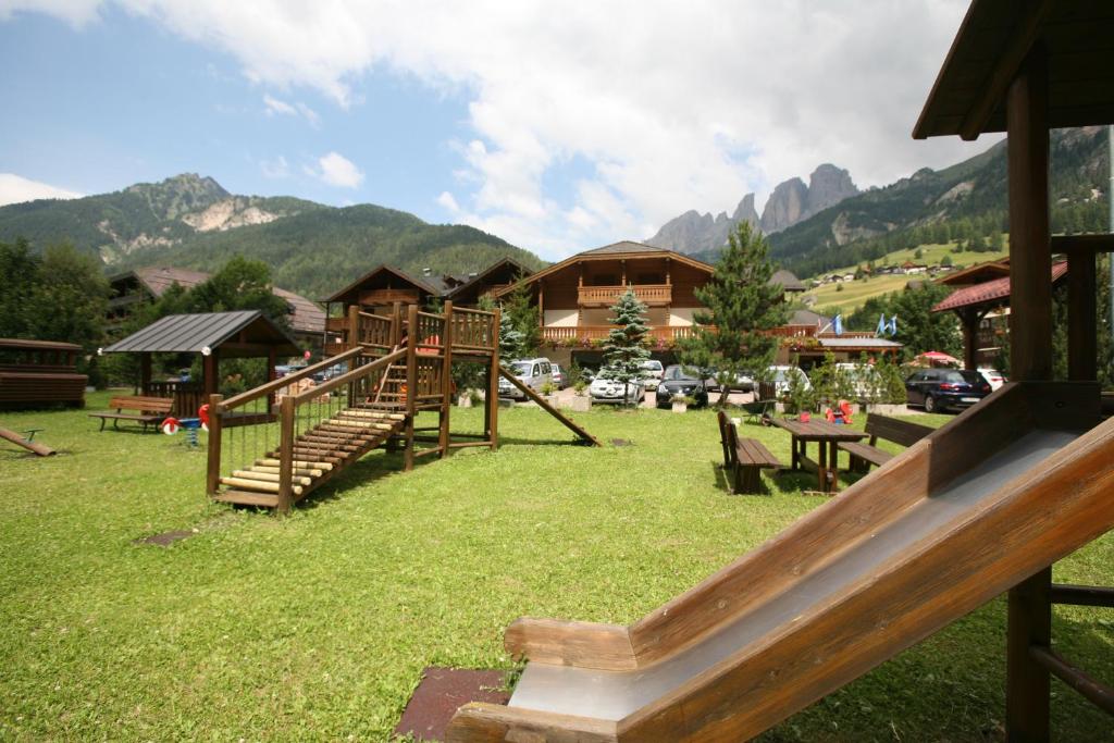 Hotel Sella Ronda Serenella - A 50 mt dalle piste da sci - 2