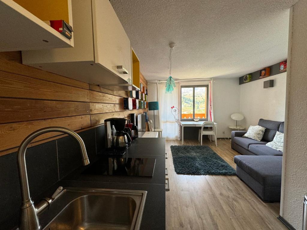 Appartement cosy au pied des pistes avec balcon et WIFI - 1